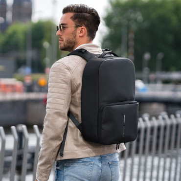 FLEX GYM BAG BLACK Рюкзак-трансформер антизлодій XD Design