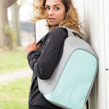 BOBBY COMPACT MINT GREEN Рюкзак антизлодій XD Design