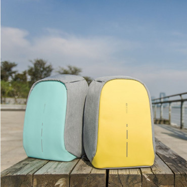 BOBBY COMPACT MINT GREEN Рюкзак антизлодій XD Design