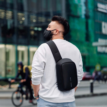 BOBBY SLING BLACK Сумка-слінг антизлодій XD Design